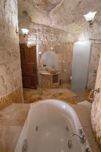 Kemerhan Cave Suites - 123