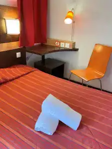 Premiere Classe Valenciennes Sud - Rouvignies - 28