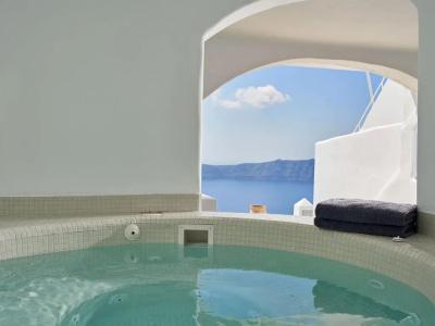 Astra Suites - 315