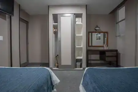 Canada - 16