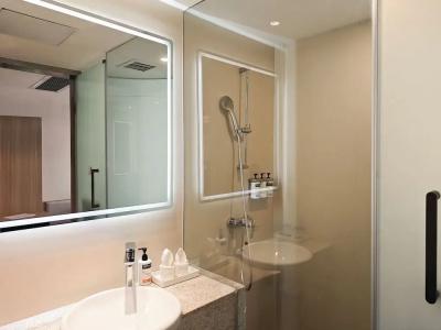 Holiday Inn Express Shanghai Putuo, An Ihg - 48