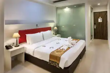 Armoni Patong Beach - 31