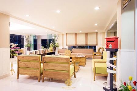 Muanmanee Boutique - 10