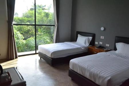 Nornlamphun Boutique - 36