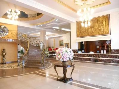 Armenian Royal Palace - 1