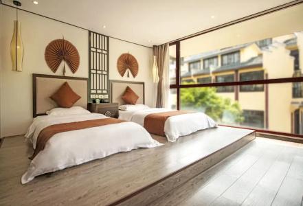 Peach Blossom Resort (near Reed Flute Rock, free pick up for min 3 nights) - 88