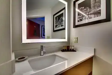 Best Western Plus Boston - 42