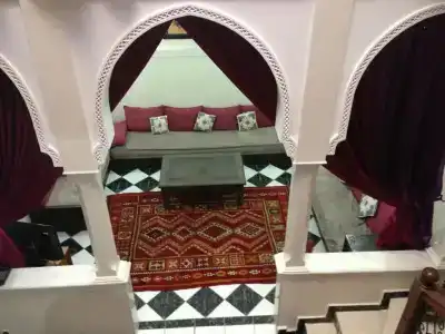Riad Hicham - 1