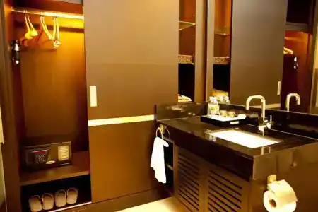 Pietra Bangkok - 44