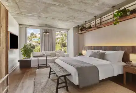 1 West Hollywood - 36