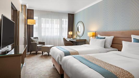 Crowne Plaza Berlin City Centre, an IHG - 2