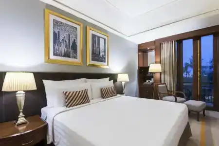 Chatrium Royal Lake Yangon - 195