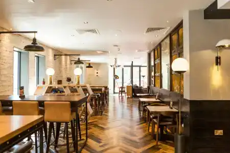 Premier Inn King's Cross - 38