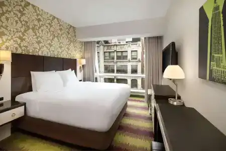 Best Western Premier Herald Square - 34