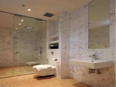 Clover 769 North Bridge Road (Sg Clean) - 39