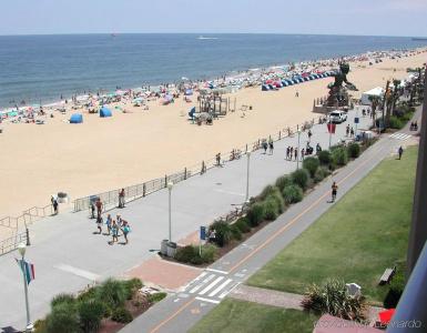 Hampton Inn Virginia Beach Oceanfront North - 24