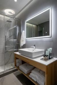 Athens Hill Luxury - 20