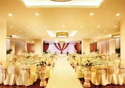 Howard Johnson Parkland Dalian - 21