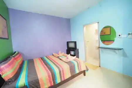 Popeye Guesthouse - 3