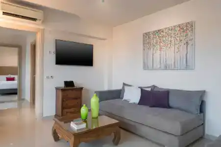 Trianon Luxury  & Suites - 328