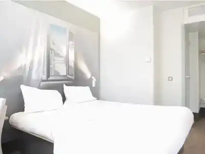 b&b hôTel Hyeres - 23