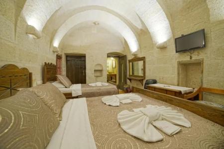 Safran Cave - 43