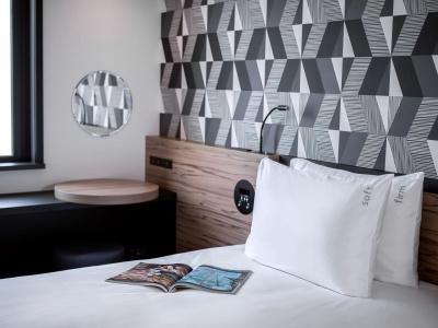 Holiday Inn Express Osaka City Centre- Midosuji, An Ihg - 7
