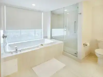DoubleTree by Hilton New York - 7