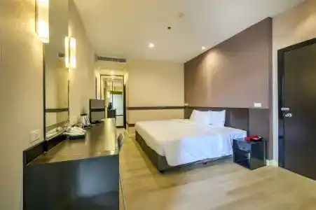 Qiu Sukhumvit - 3