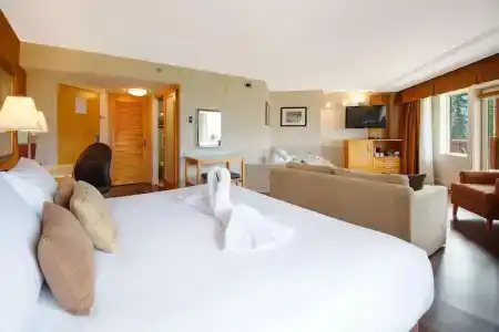Coast Hillcrest - 73