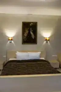 Riviera Club - 5