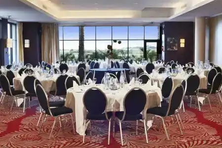 Golden Tulip Villa Massalia - 18