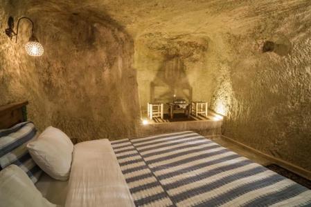 Atilla's Cave - 308