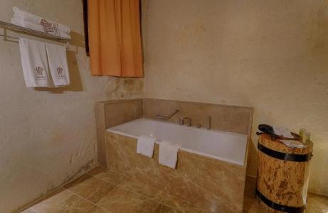 Taru Cave Suites - 70