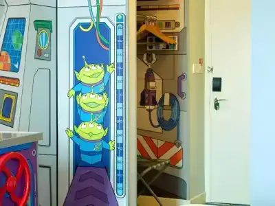 Toy Story Hotel - 11