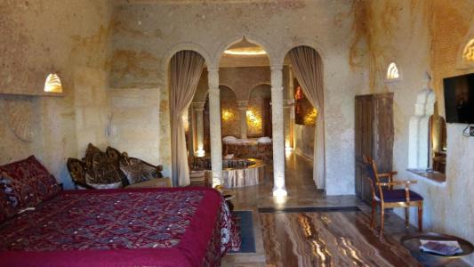 Oread Cave Suites - 330