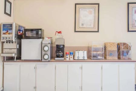 Knights Inn Virginia Beach Lynnhaven - 6