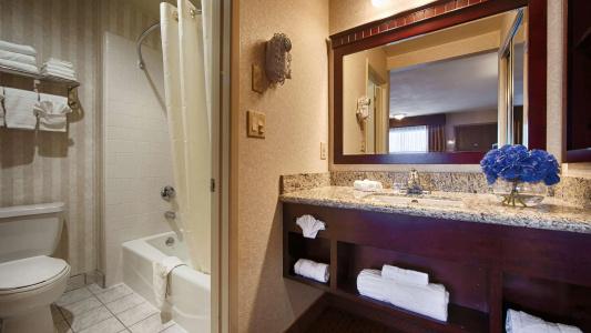 Best Western Inn - 9