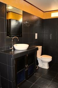 Lanta Pearl Beach Resort - 8