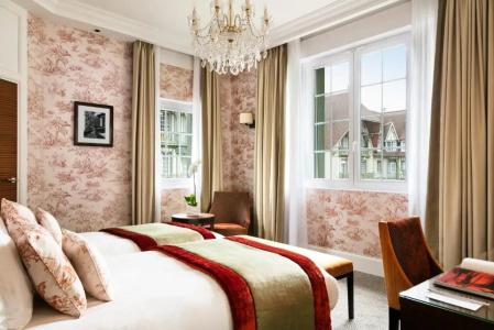 Hôtel Barrière Le Normandy - 97