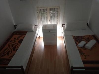 Hostel Vera - Airport Podgorica - 16