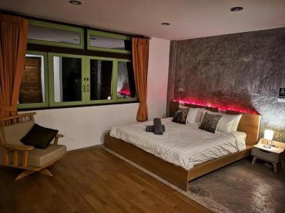 Tonmai Suites - 18