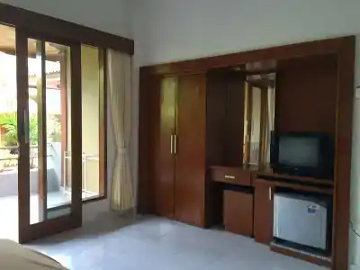 Suka Beach Inn - 32