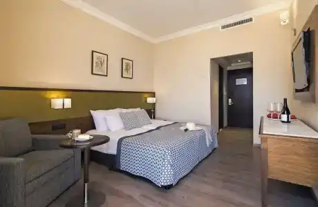 Caesar Premier Tiberias - 16