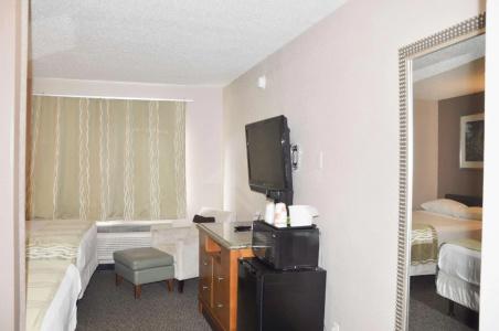 Rodeway Inn - 27