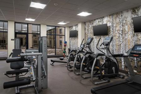 Best Western Plus Grantree Inn - 29