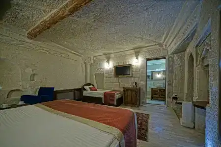 Castle Cave - 117
