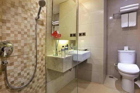 Golden Tulip Essential Denpasar - 10