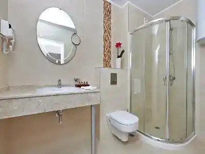 White Rock Castle Suite & SPA - 57