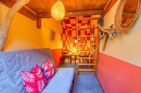 Hostel Lollis Homestay Dresden - 77